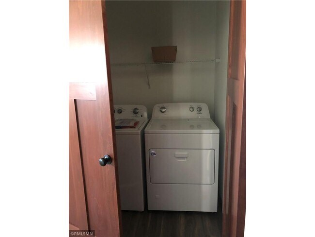 Building Photo - 1739 Aspen Ct