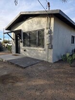 Private Casita Entrance - 1049 N Jacobus Ave