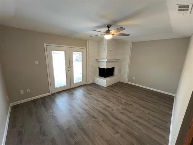 Building Photo - 2101 Plymouth Rock Dr