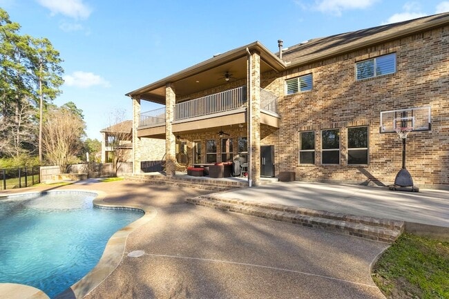 Building Photo - 23211 Belted Kingfisher Trail