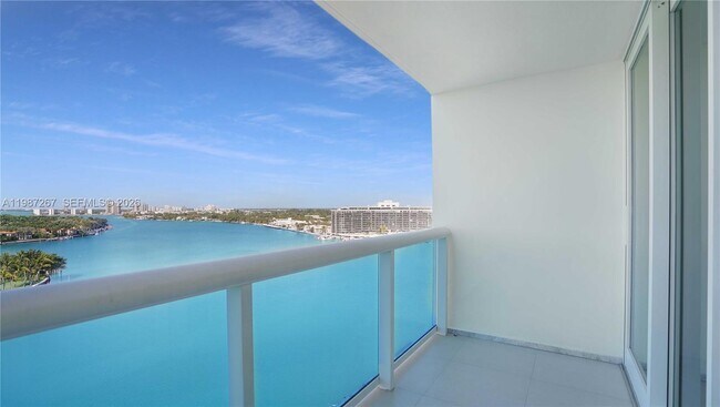 Building Photo - 6770 Indian Creek Dr