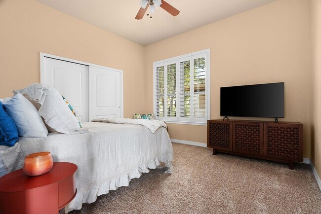 Building Photo - 1472 Kings Cove Dr