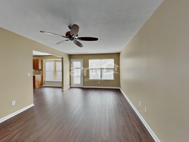 Building Photo - 1031 Buddleia Ct