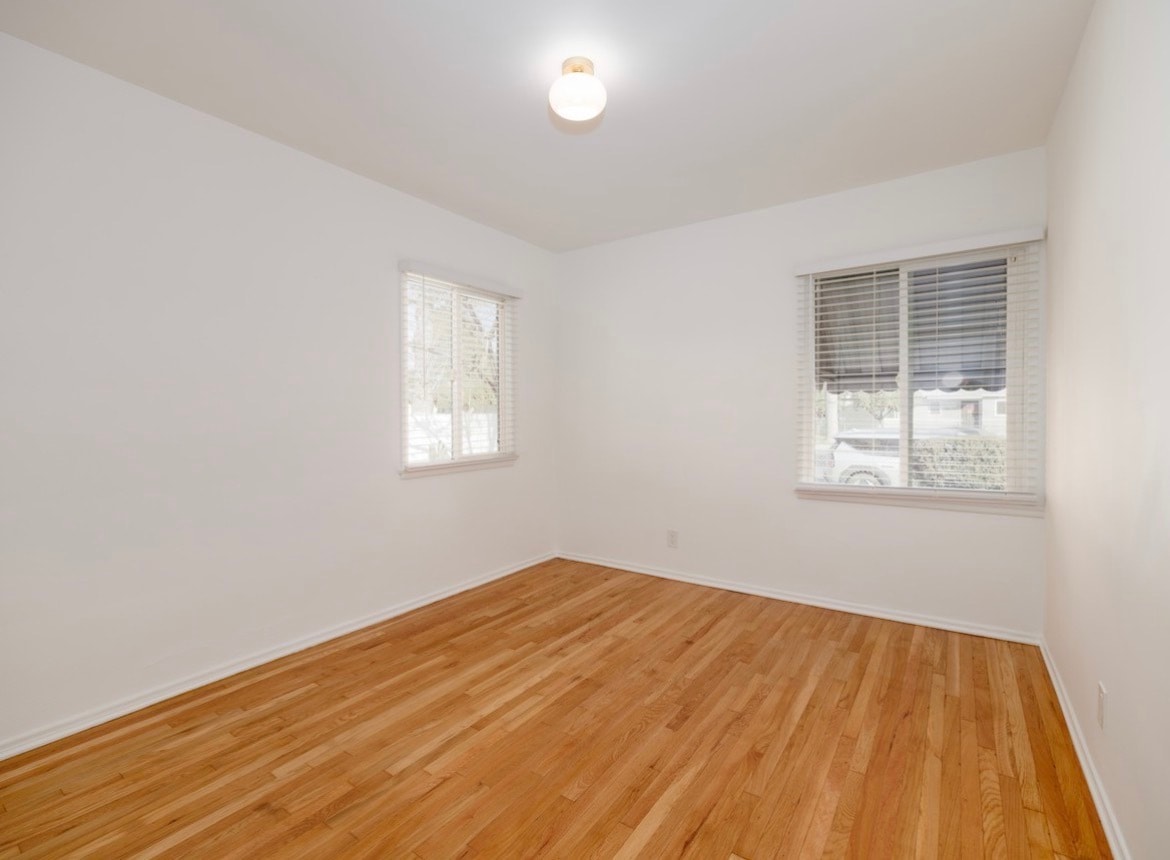 Building Photo - 8123 Lindley Ave