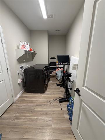 Building Photo - 1300 Starling St