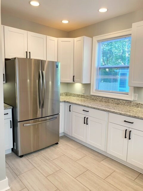 Building Photo - COLLEGE AVE- PROFESSIONALLY REMODELED 5BR/3/5BA HOME AVAILABLE NOW!