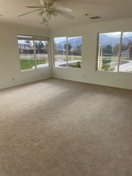 Building Photo - 21285 Shoemaker Ln