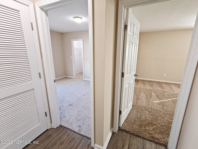 Building Photo - 8444 Hewitt St