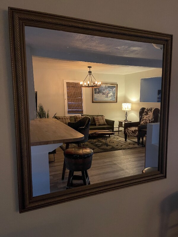 Building Photo - 627 S Melrose St