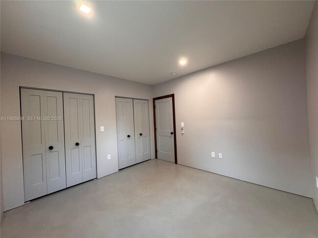 Building Photo - 8931 NE 2nd Ave