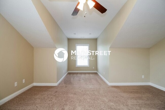 Building Photo - 303 New Christman Ln