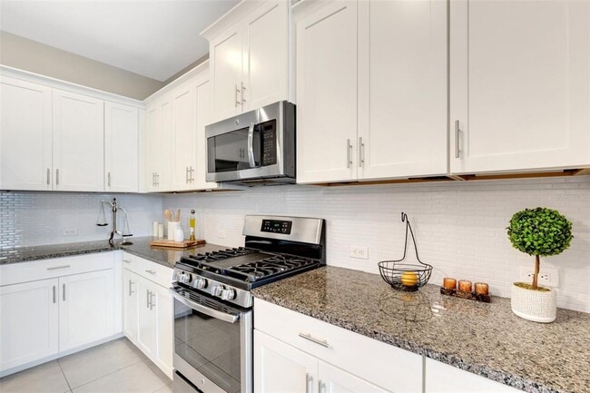 Building Photo - 6343 Positano Ct