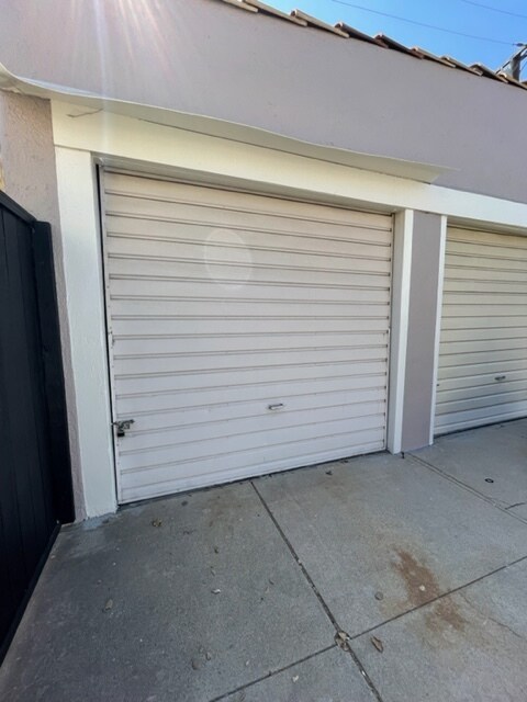 Building Photo - 705 Brent Ave