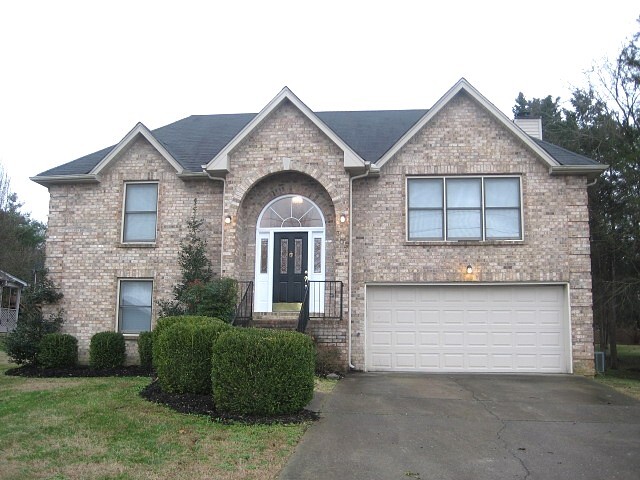 Primary Photo - 307 Briarwood Ln