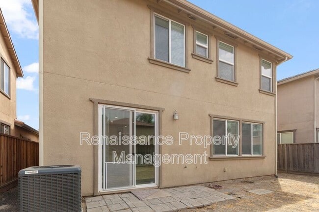 Building Photo - 339 American Farms Ave