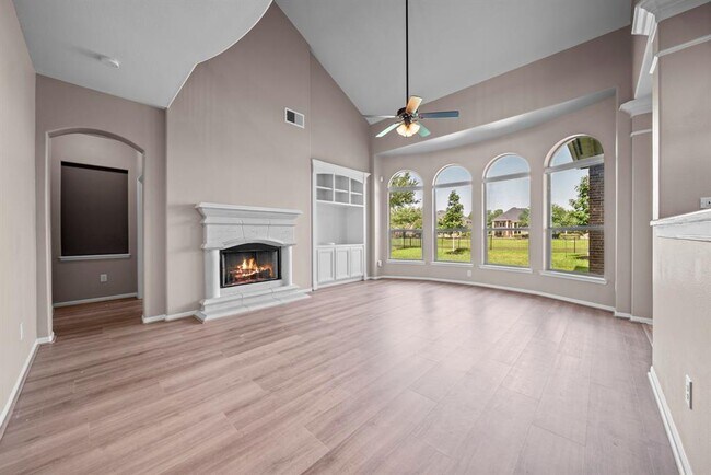 Building Photo - 4814 Peninsula Garden Way