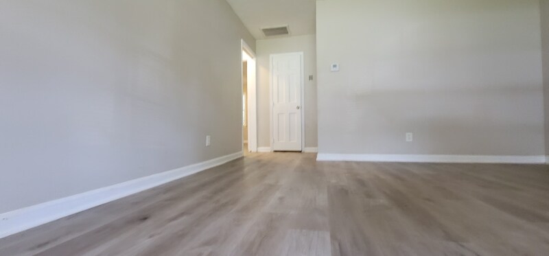 Building Photo - 245 Kimberly Way SW