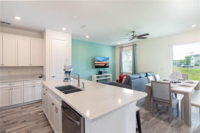 Building Photo - 3024 Caribbean Soul Dr