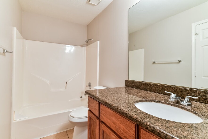 Building Photo - 6803 Hedgewick Dr