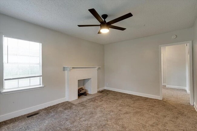 Building Photo - 510 N Germantown Rd