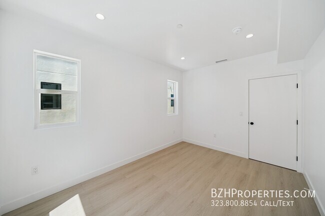 Building Photo - 5653 Case Ave