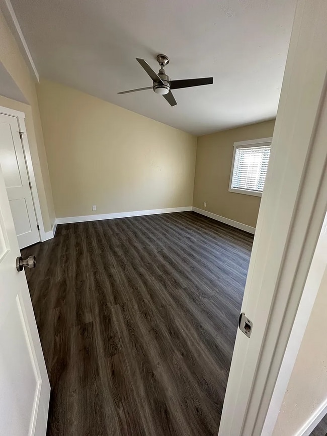 Building Photo - Modern Auburn Retreat—Fully Renovated 3BR ...