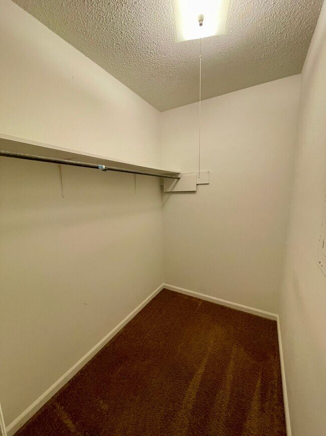 Building Photo - 1201 Brice Rd