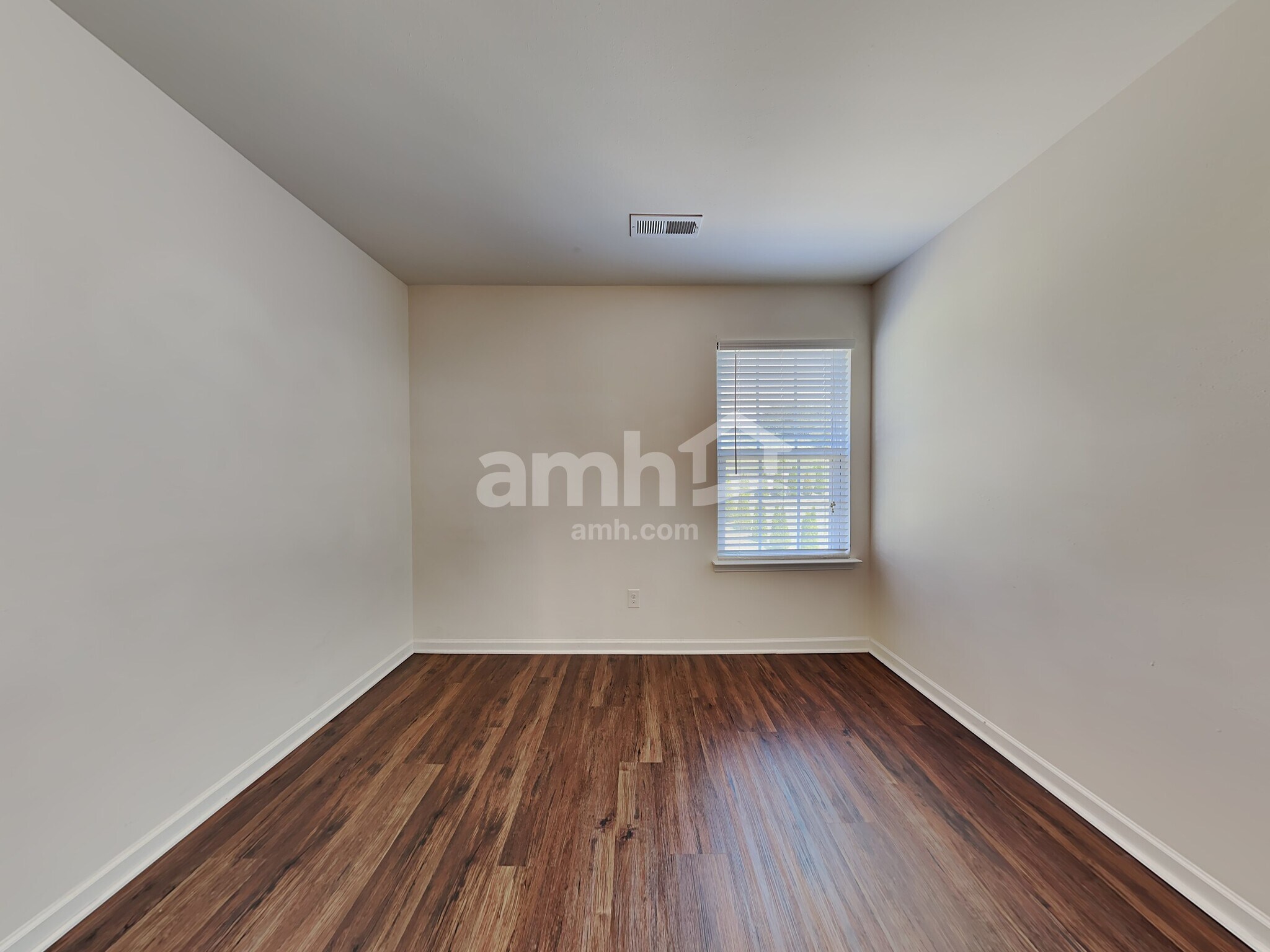 Building Photo - 145 Mount Olivet Dr