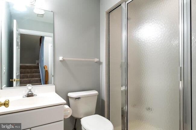 Building Photo - 4912 Waple Ln