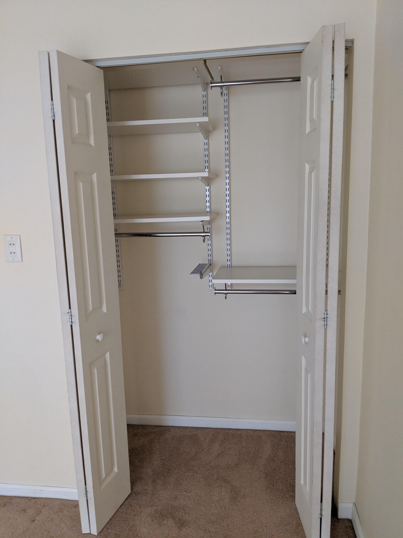 Building Photo - 29 Rugby Rd