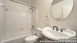 Building Photo - 5007 Wood Glen Dr