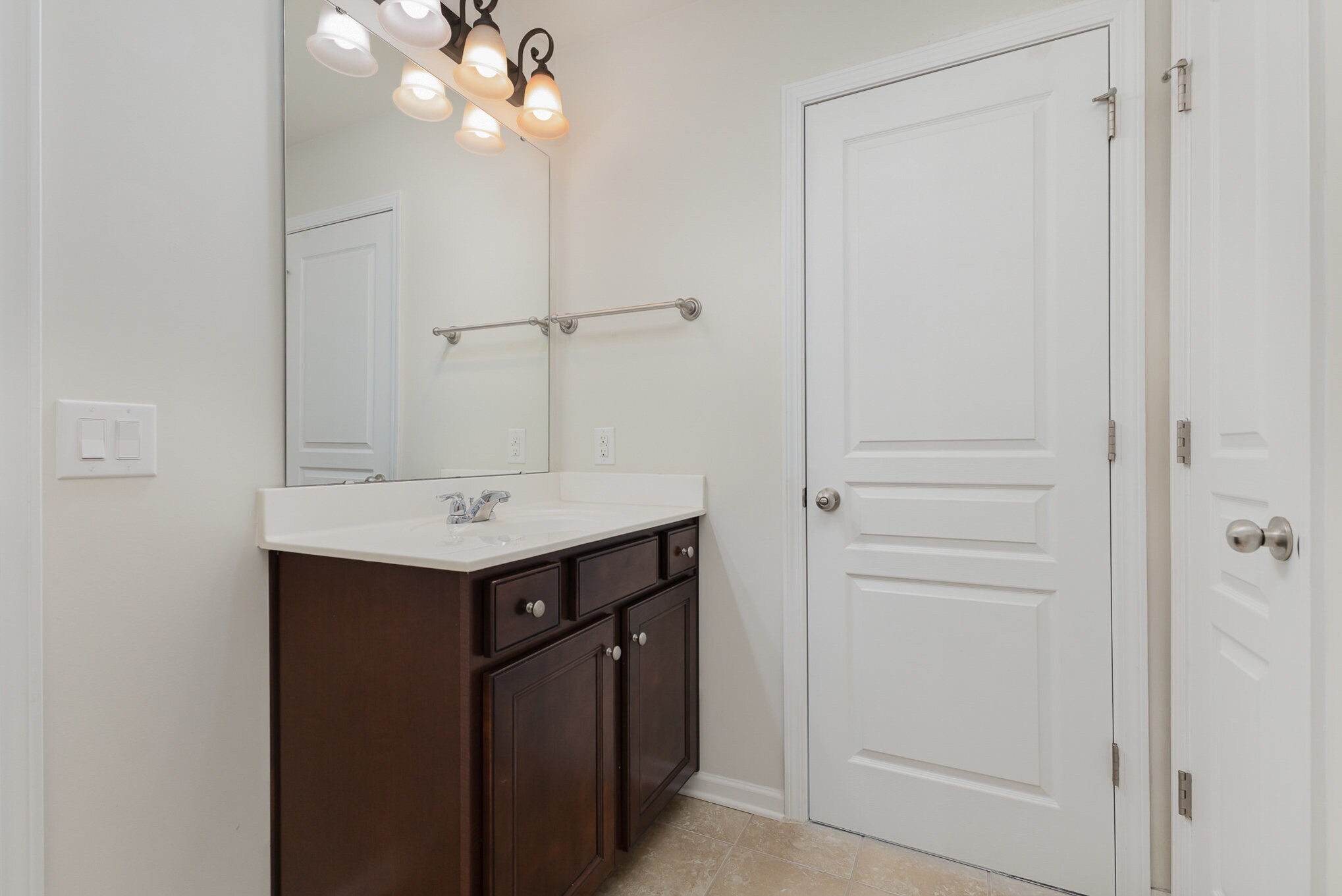 Building Photo - 9909 Woodland Watch Ct