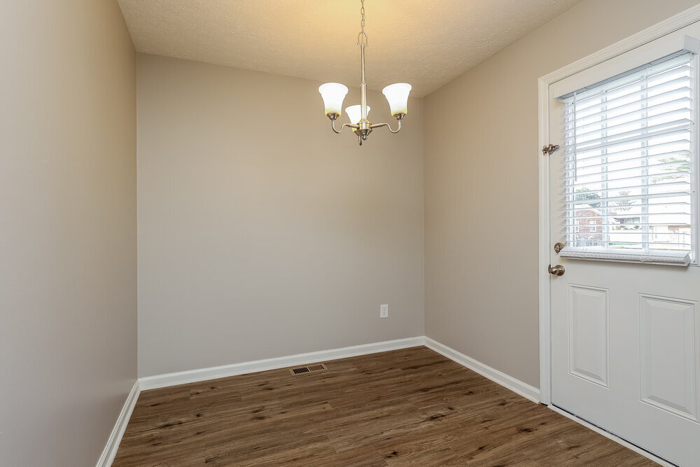 Building Photo - 104 River Bend Rd