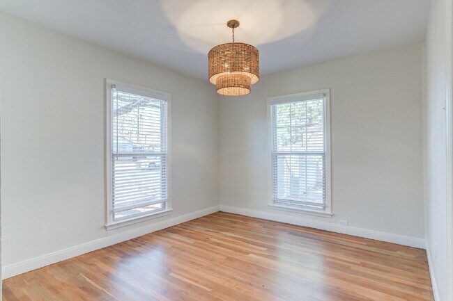 Building Photo - Tech Terrace Pre-Lease for 2026 or available now!