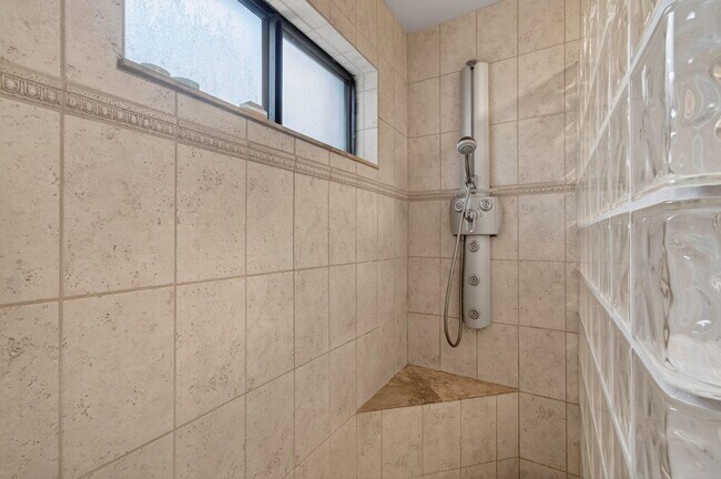 Building Photo - 7745 Stanway Pl