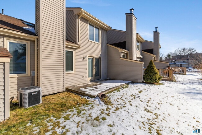 Building Photo - 68 Copper Beech Dr