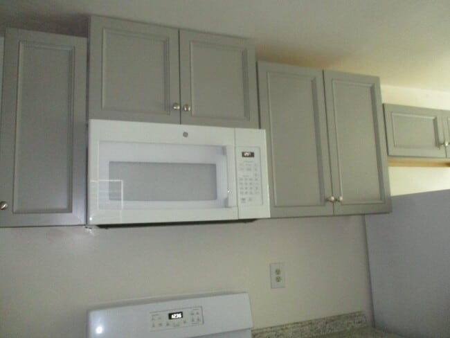 Building Photo - 7931 Carmel St