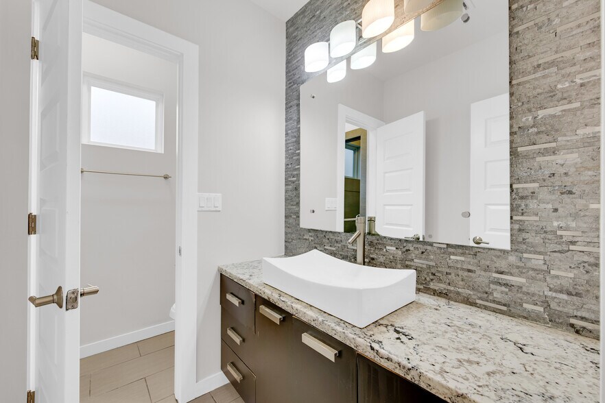 Building Photo - 6732 N 4th St