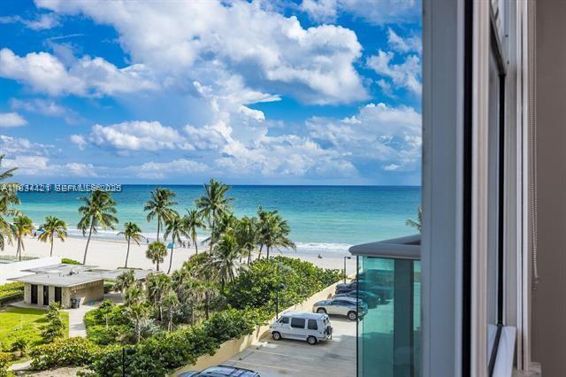 Building Photo - 2501 S Ocean Dr