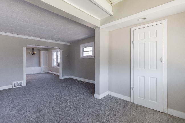 Building Photo - 12917 Orme Rd