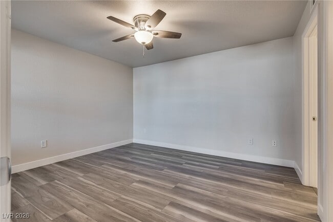 Building Photo - 5055 W Hacienda Ave