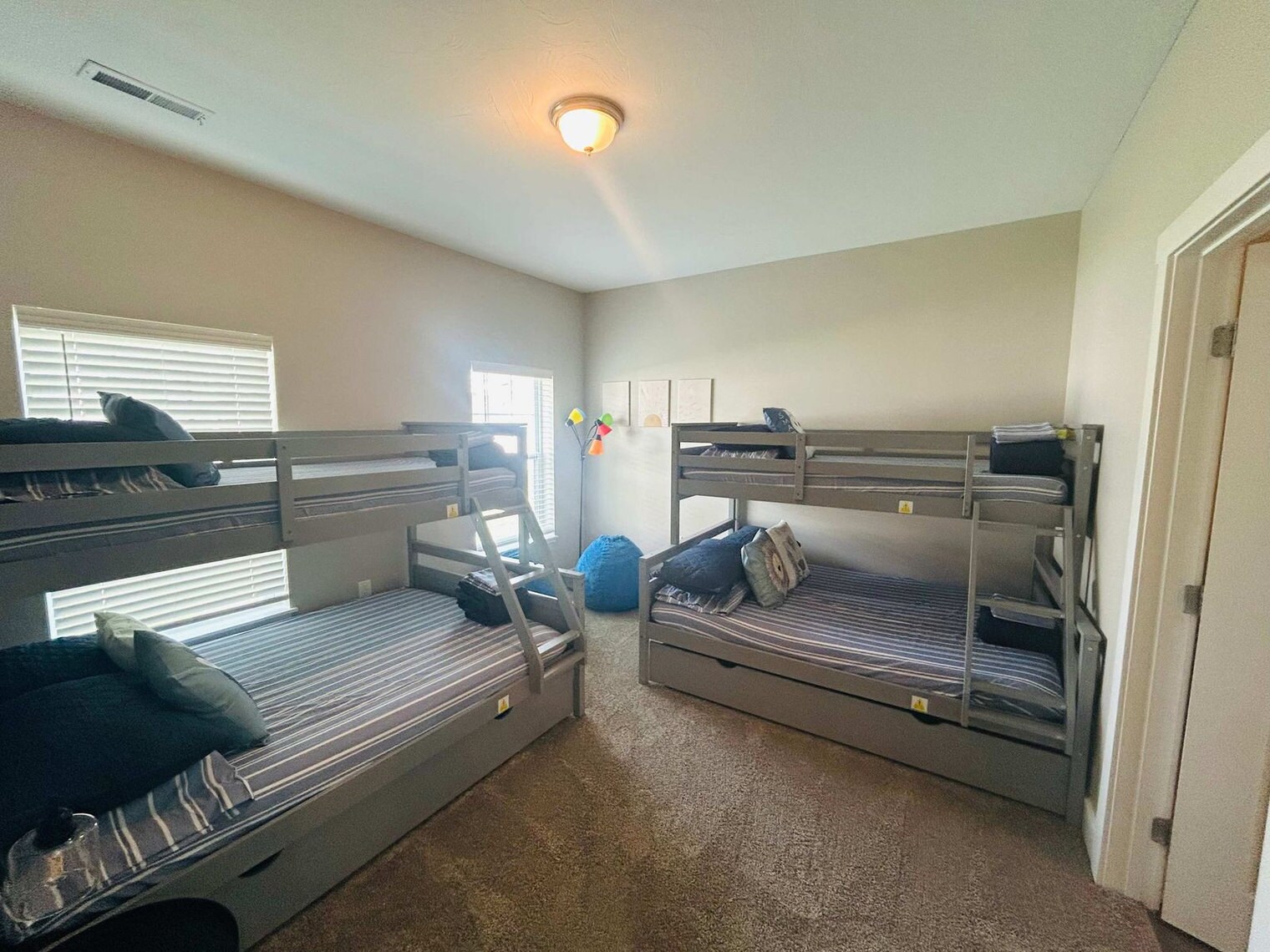 Building Photo - 3939 Pinot Dr