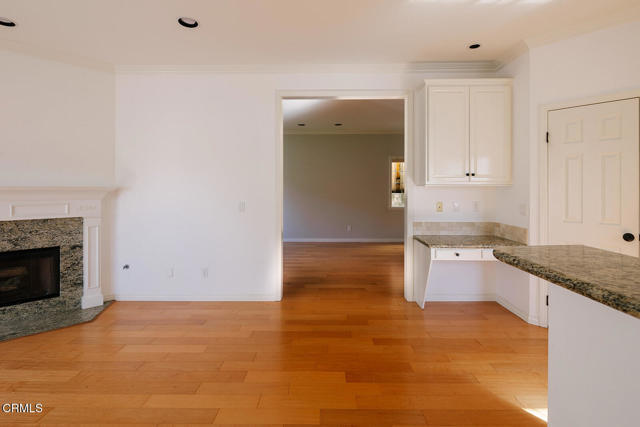 Building Photo - 2409 Olive Ave