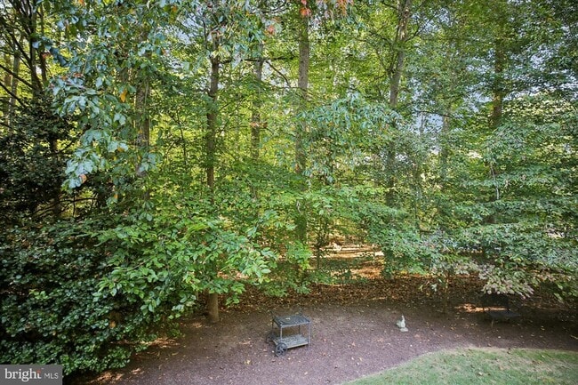 Building Photo - 9454 Newbridge Dr