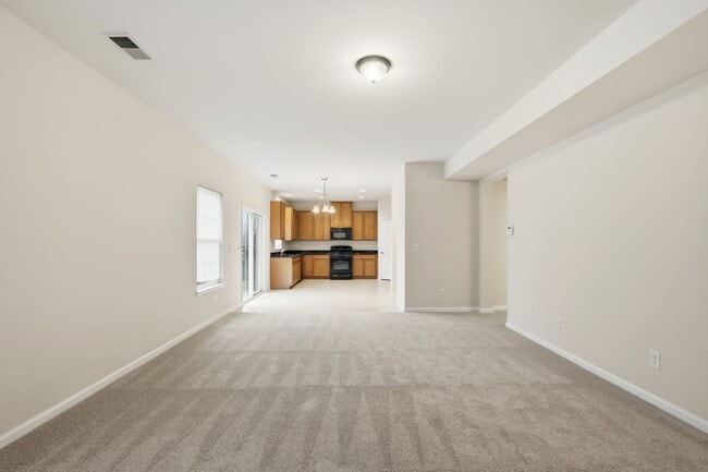 Building Photo - Move-In Ready Gem Near UNCC with Fresh Updates