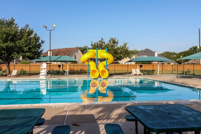 Building Photo - 17803 Scrub Oak Dr