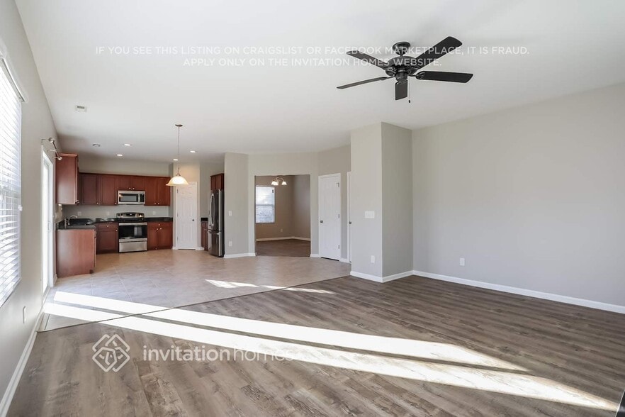 Building Photo - 3826 Althorp Drive