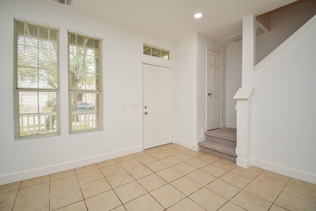 Building Photo - 29725 Sullivan Oaks Dr