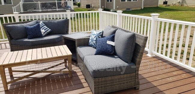 Building Photo - 6130 Brandon Dr