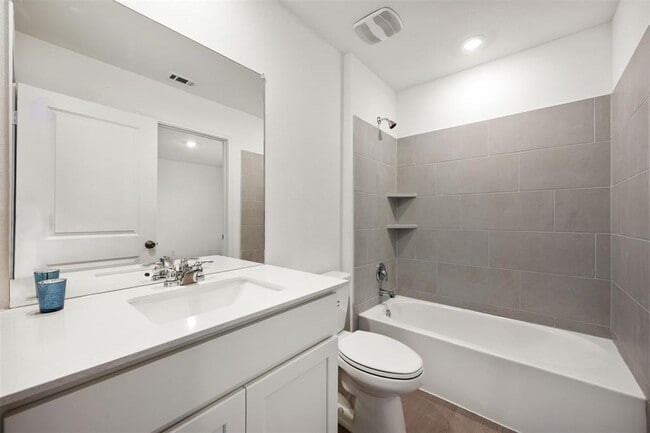 Building Photo - 954 Soapstone Pass